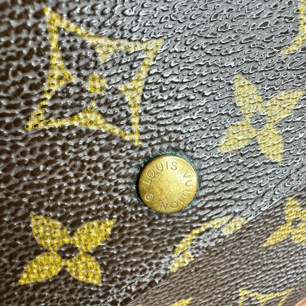 Louis Vuitton Monogram Sarah Wallet